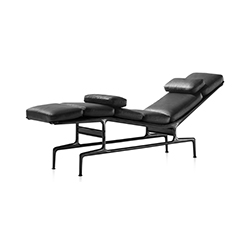 伊姆斯躺椅 伊姆斯夫婦  Charles & Ray Eames 伊姆斯夫婦