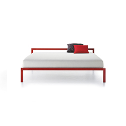 ALUMINIUM BED 床 布魯諾·法托里尼  床