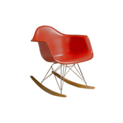 伊姆斯搖椅（豪華版） 伊姆斯夫婦  Charles & Ray Eames 伊姆斯夫婦
