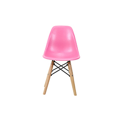 兒童版伊姆斯椅 伊姆斯夫婦  Charles & Ray Eames 伊姆斯夫婦