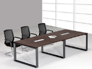 實(shí)木會(huì )議臺 Solid Wood Conference Table