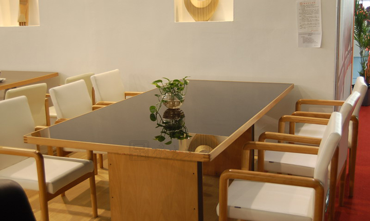 實(shí)木餐椅